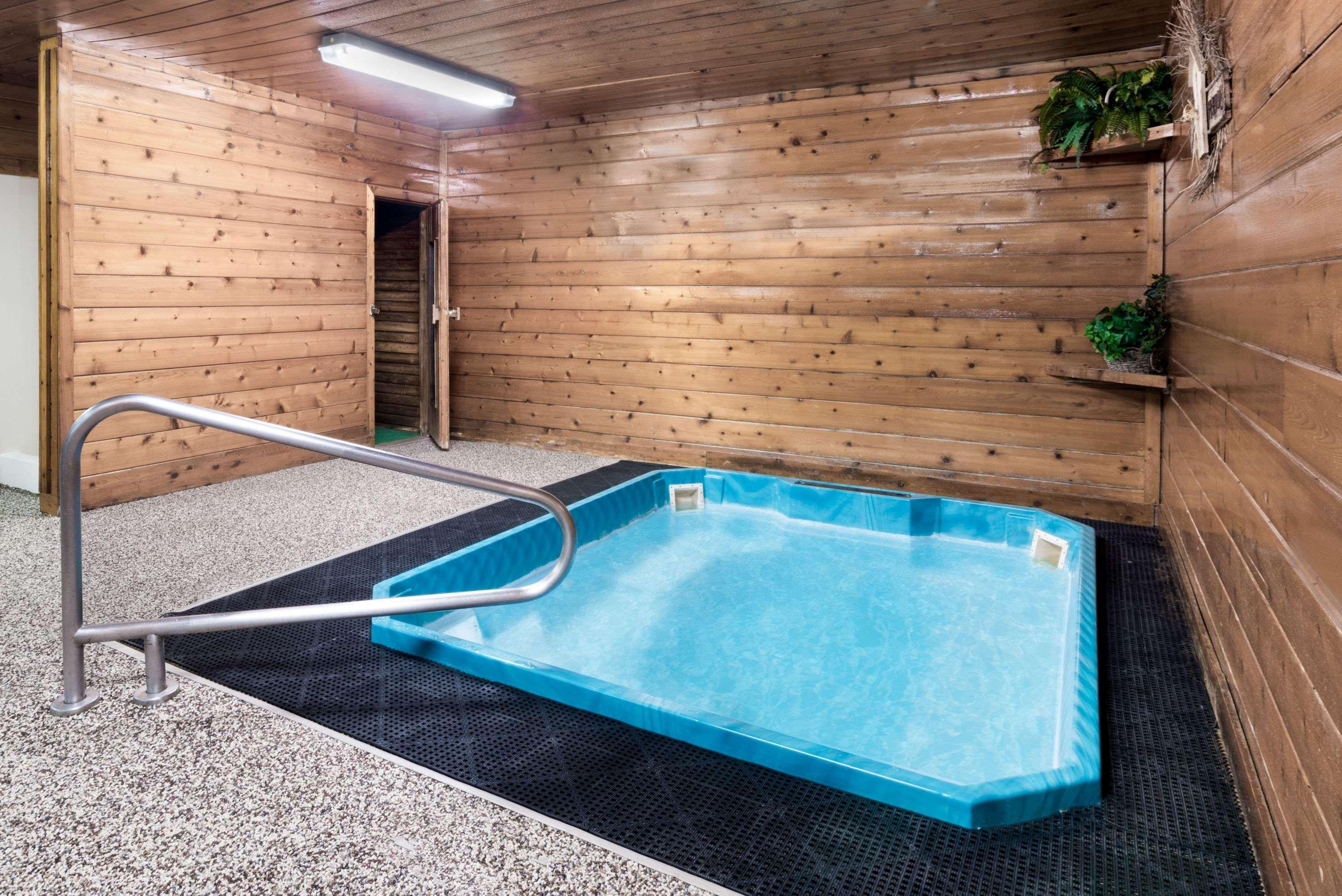 Super 8 By Wyndham Chamberlain Sd Hotel Buitenkant foto
